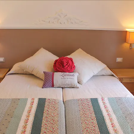 Le Mummarelle 2* Neapel