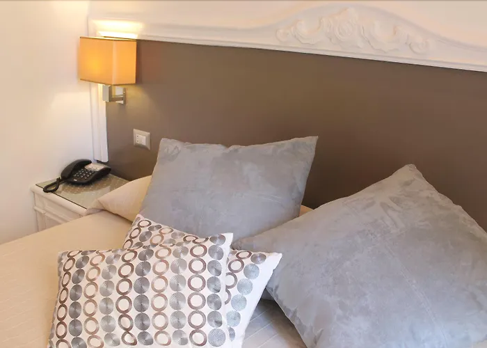 Le Mummarelle 2* Neapel