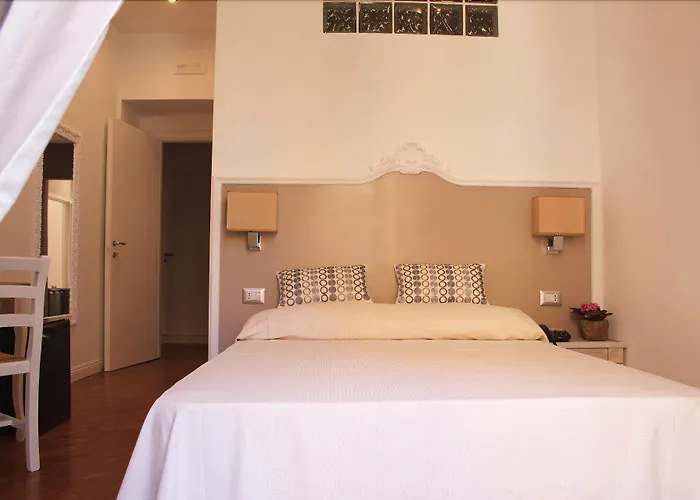 Le Mummarelle 2* Neapel